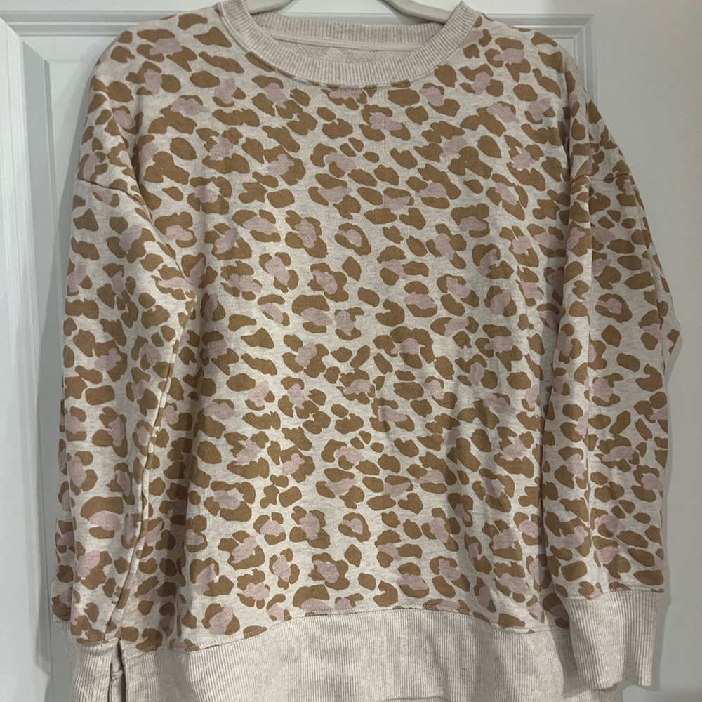 Aerie pink leopard crew neck